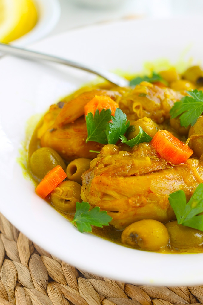 Tajine de poulet aux olives algérien