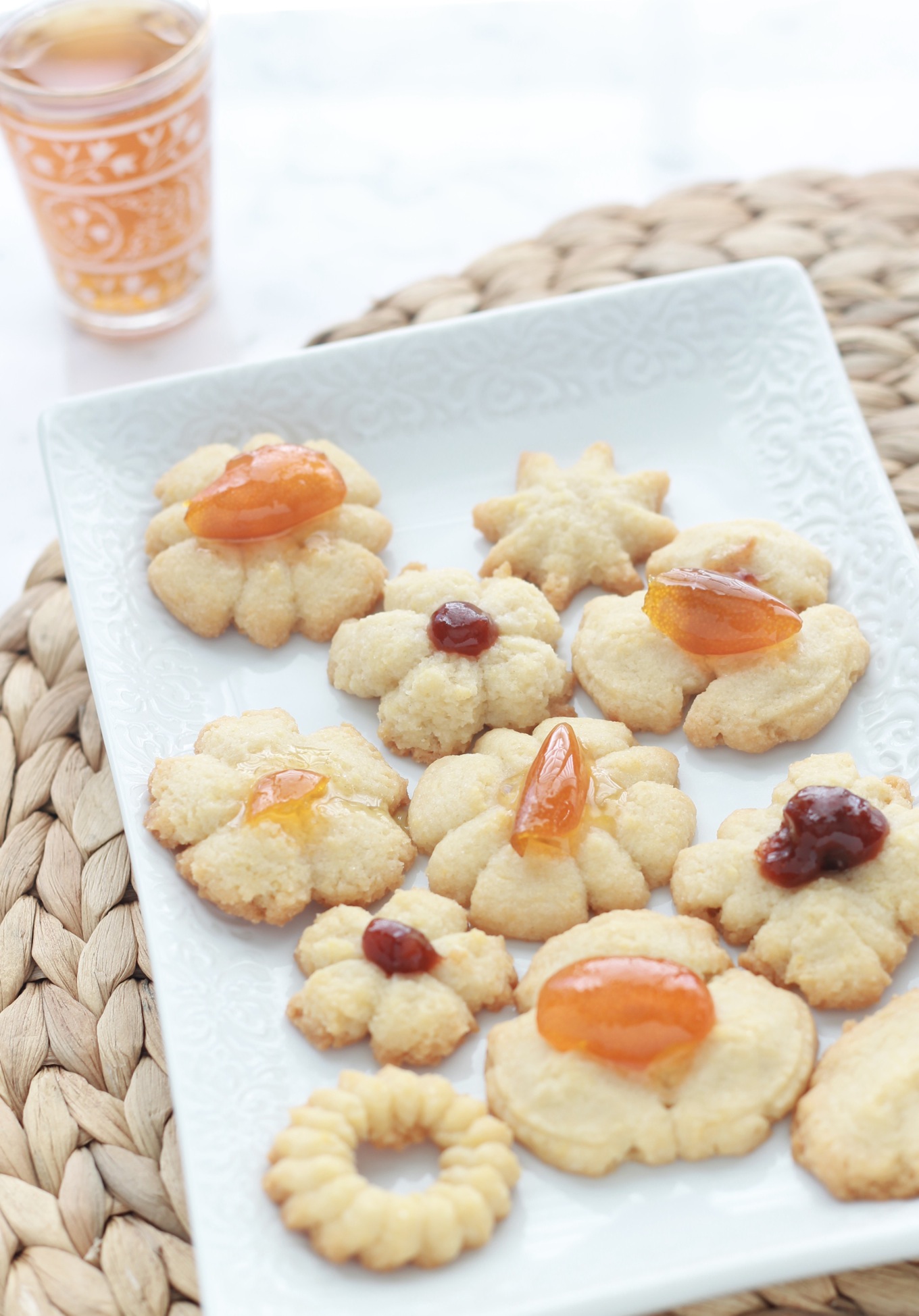 Ces spritz classiques sont délicieux et faciles à faire. Parfaits pour Noël. Ils se conservent très bien pendant plusieurs mois dans une boîte métallique.