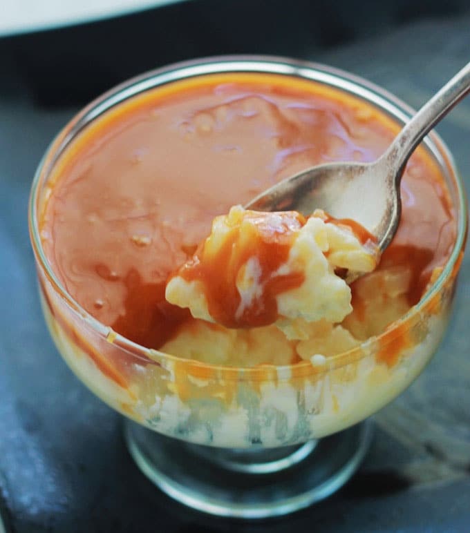 Recette du riz au lait au caramel au beurre salé : simple, pas cher et divinement bon ! Très onctueux et fondant. L'astuce est d'utiliser du riz blanc à grains ronds. L'association caramel au beurre salé et riz au lait est un pur délice!