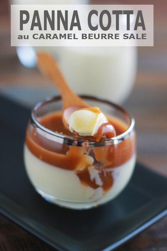 La recette facile des panna cotta maison nappées de caramel au beurre salé. Un dessert italien très simple à faire. A part le temps de repos pour la prise, elles sont aussi très rapides à préparer. Composées de lait, de crème, de sucre, de la gélatine ou agar agar, et du caramel pour servir. Un vrai régal.