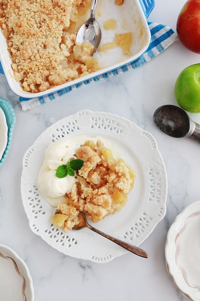 Crumble aux pommes parfumé à la vanille et cannelle