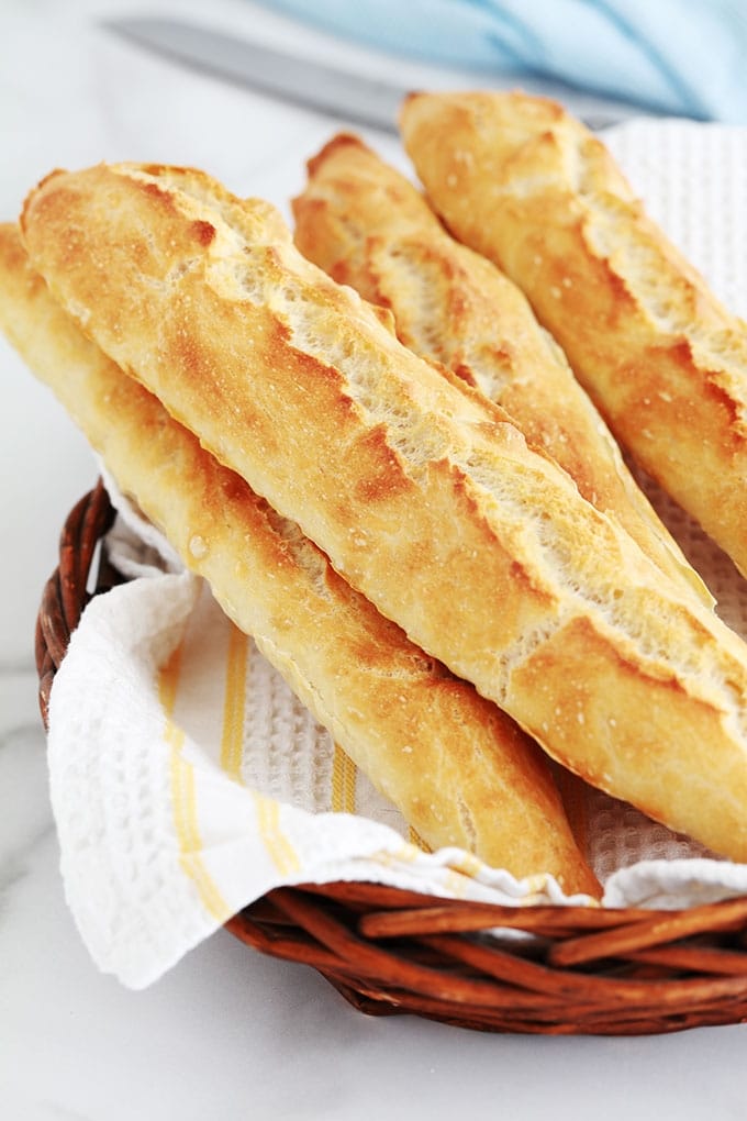 Baguettes de pain express sans pétrissage - Recette Ptitchef