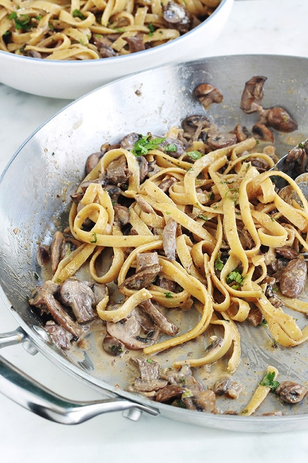 Pâtes sauce crémeuse aux champignons, recette facile rapide - Cuisine Culinaire