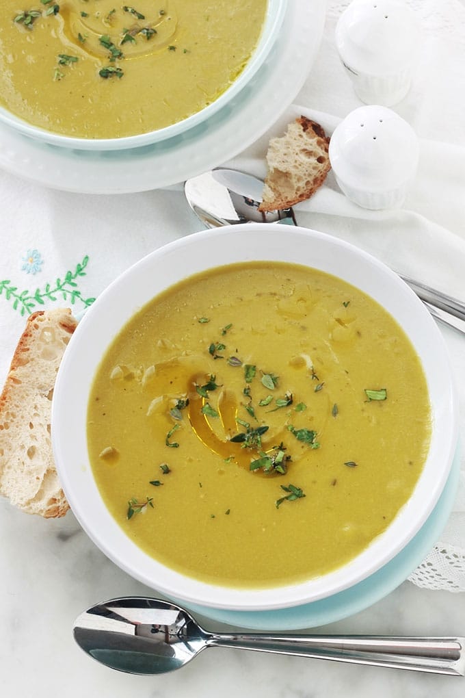 Soupe de pois cassés au cumin à l’algérienne.