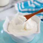 Creme fraiche epaisse maison recette facile 2 ingredients creme liquide entiere babeurre ou yaourt