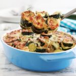 Gratin de courgettes a la creme dans un plat a gratin