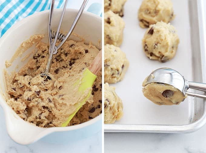 Photo à gauche, pâte à cookies dans un bol, à droite des boules de pâte déposées sur une plaque avec une cuillère à cookies 