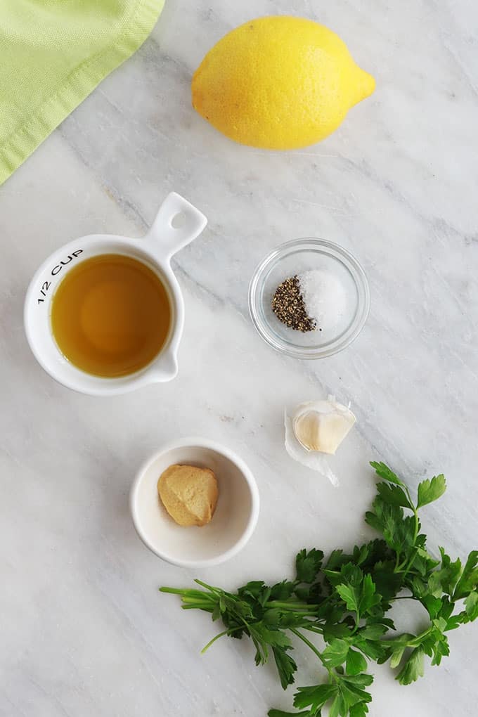 Ingredients de la vinaigrette au citron maison